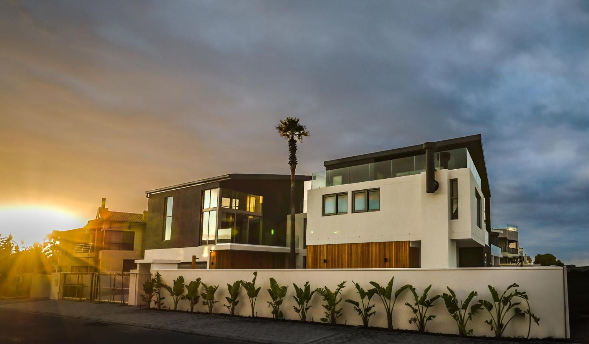 كيب تاون Ocean 9 - Sunset Beachfront Residency المظهر الخارجي الصورة