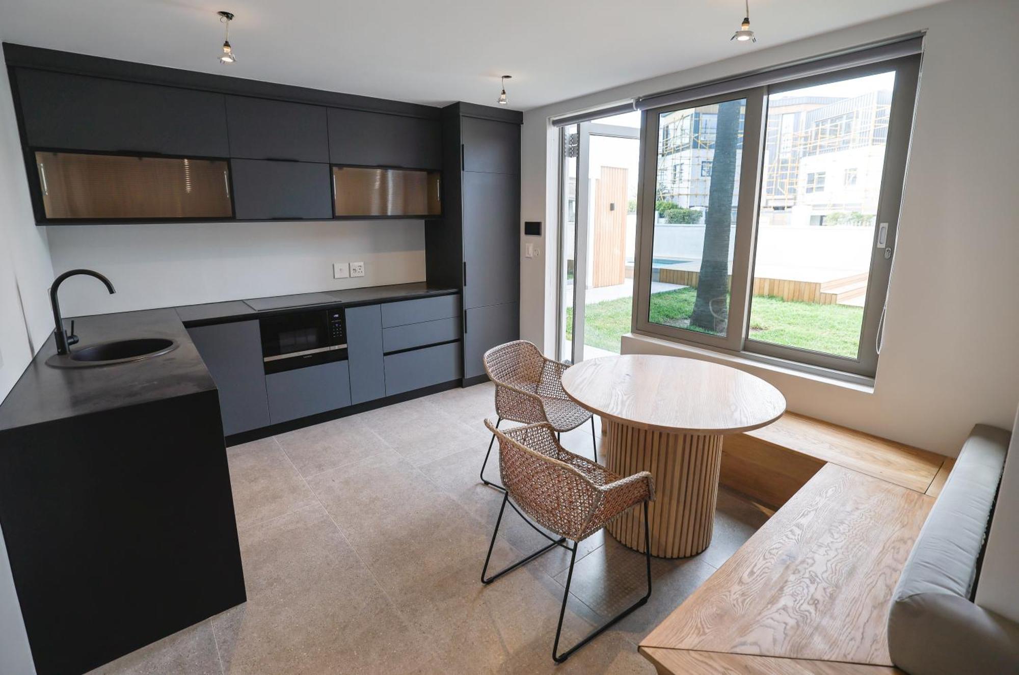 كيب تاون Ocean 9 - Sunset Beachfront Residency المظهر الخارجي الصورة